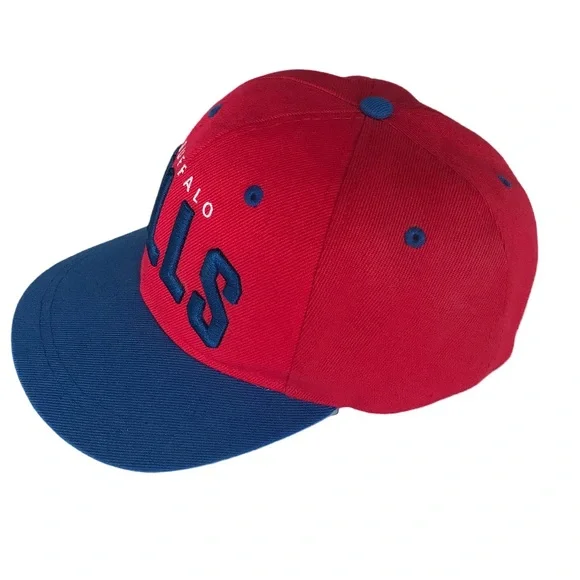 🌟SOLD🌟Buffalo Bills Mens Red And Blue NFL Budweiser Adjustable Baseball Hat - Picture 2 of 12